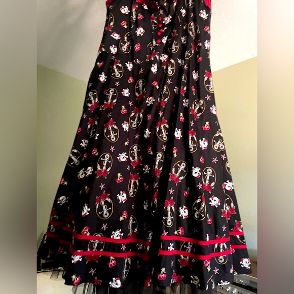 Torrid|PinUp|Dress - Picture 2 of 4